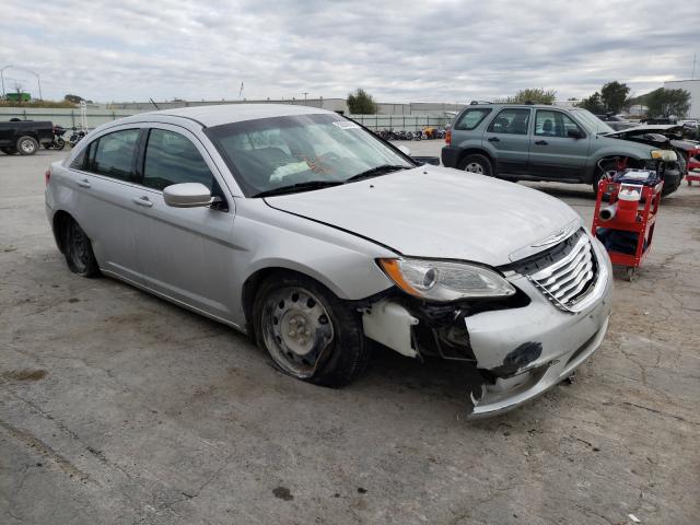Chrysler 200 lx (2012)