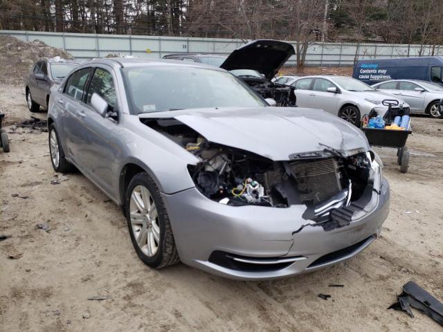 Chrysler 200 tourin (2013)