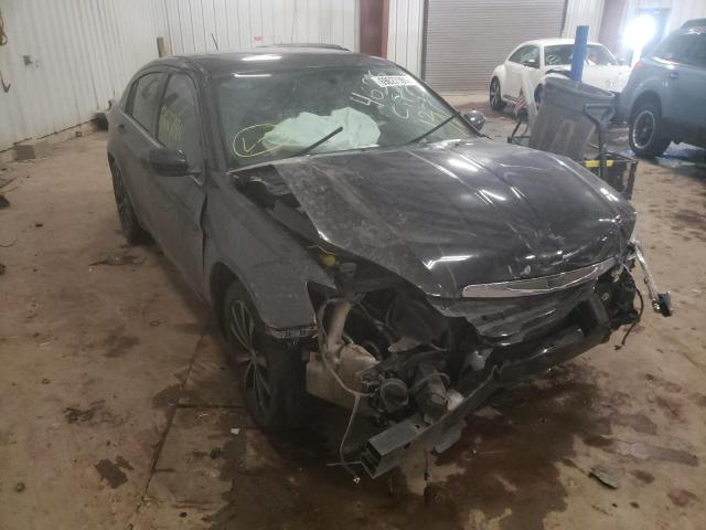 Chrysler 200 limite (2013)