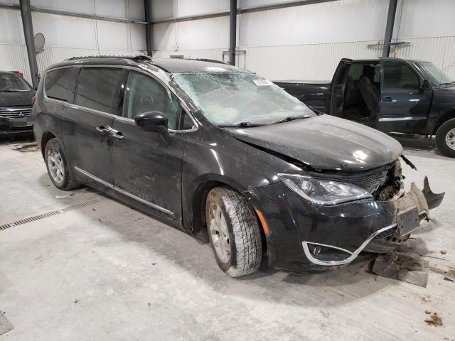 Chrysler Pacifica t (2017)