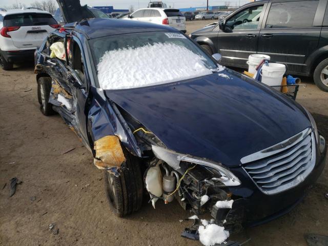 Chrysler 200 limite (2013)