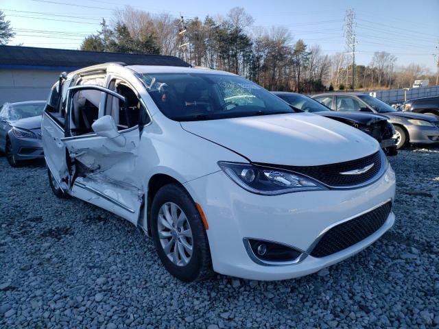 Chrysler Pacifica t (2017)