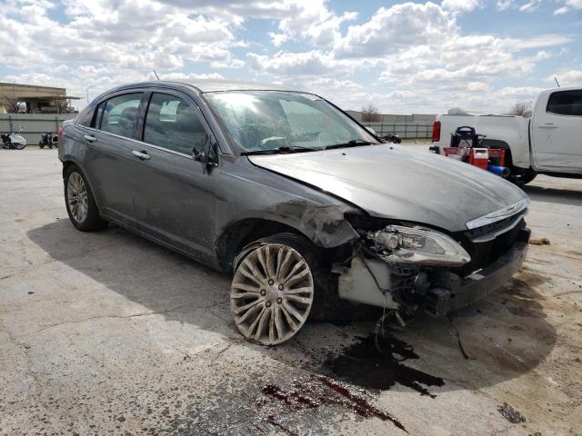 Chrysler 200 limite (2013)