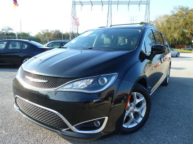 Chrysler Pacifica (2017)