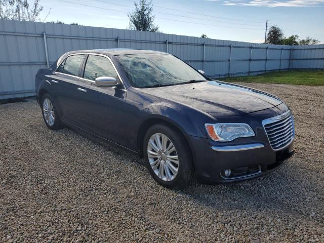 Chrysler 300c luxur (2013)