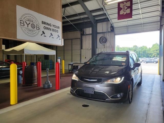Chrysler Pacifica (2017)