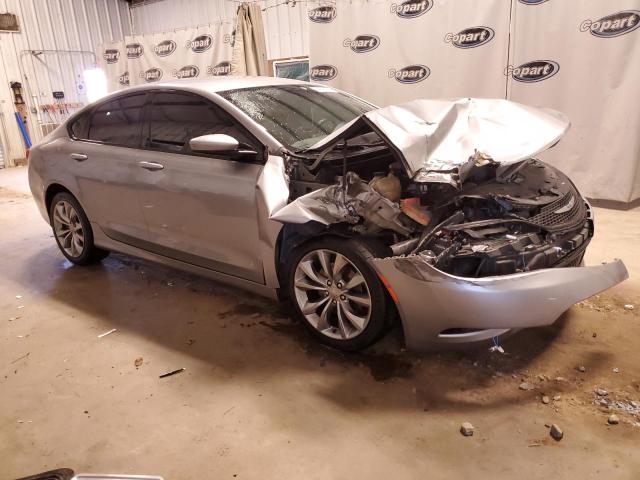 Chrysler 200 s (2015)