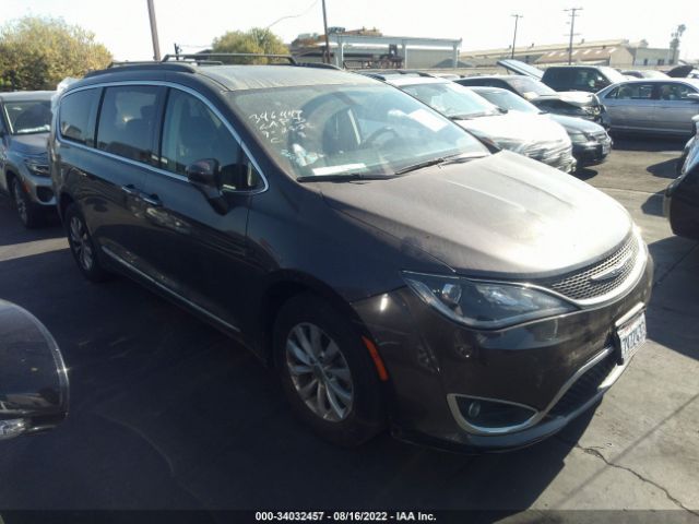 Chrysler Pacifica (2017)