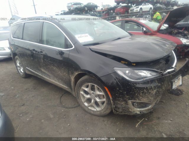 Chrysler Pacifica (2017)