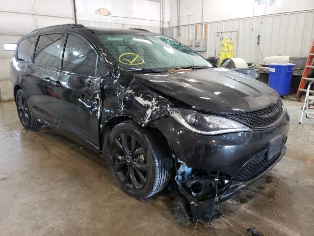 Chrysler Pacifica t (2019)