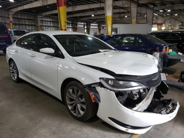 Chrysler 200 s (2015)