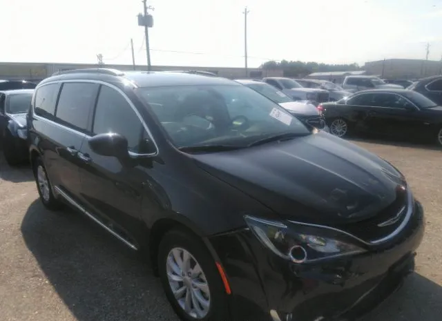 Chrysler Pacifica (2017)