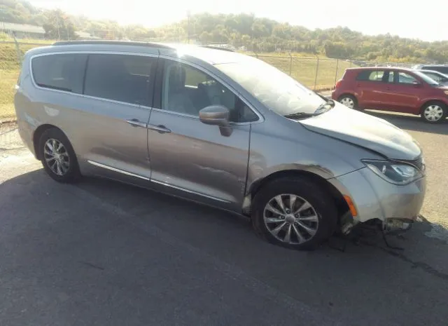 Chrysler Pacifica (2017)