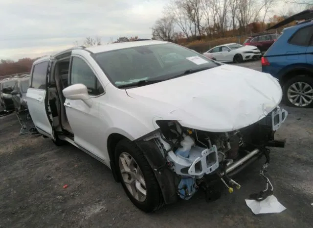 Chrysler Pacifica (2017)