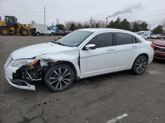 Chrysler 200 limite (2011)