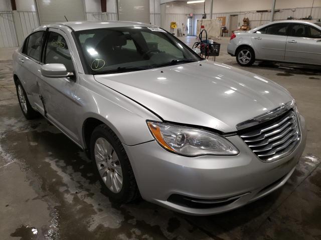 Chrysler 200 lx (2011)