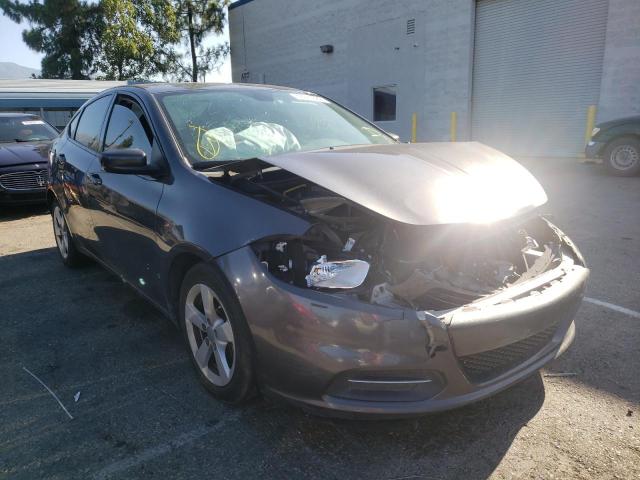 Dodge Dart sxt (2015)
