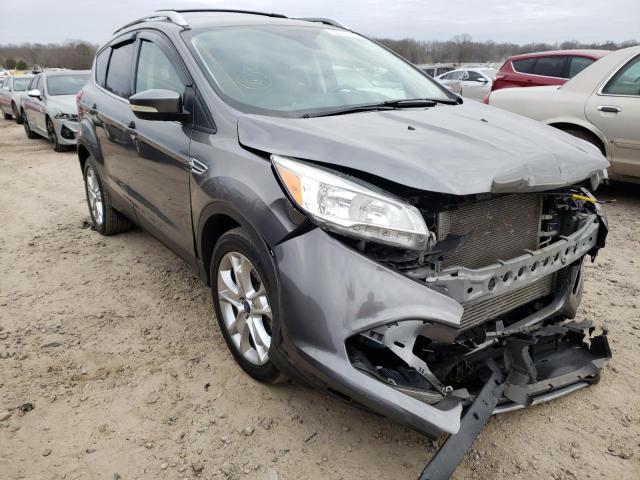 Ford Escape tit (2014)