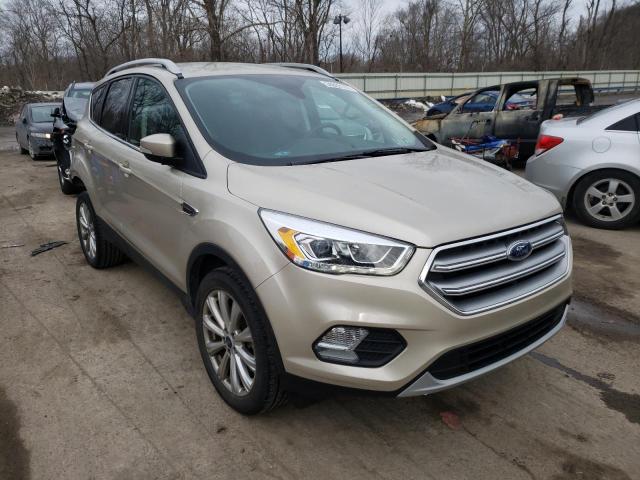 Ford Escape tit (2017)
