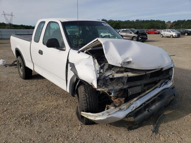 Ford F150 (2000)