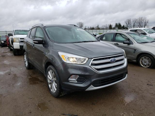 Ford Escape tit (2017)