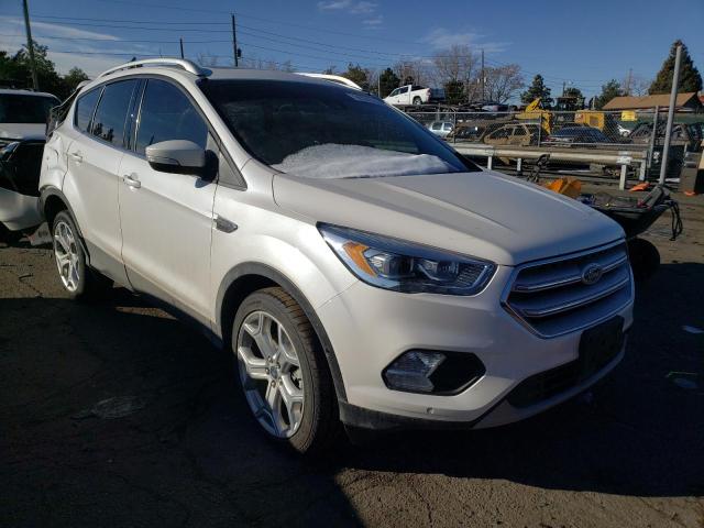 Ford Escape tit (2019)