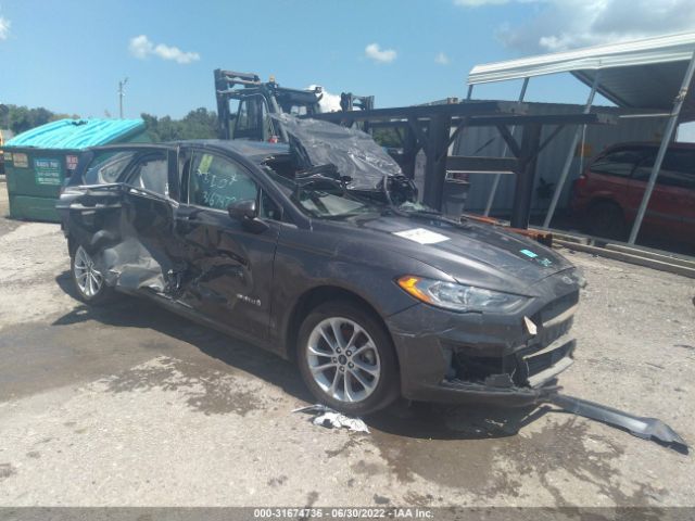 Ford Fusion hybrid (2019)
