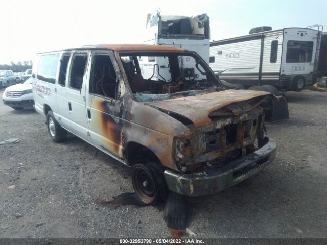 Ford Econoline wagon (2012)