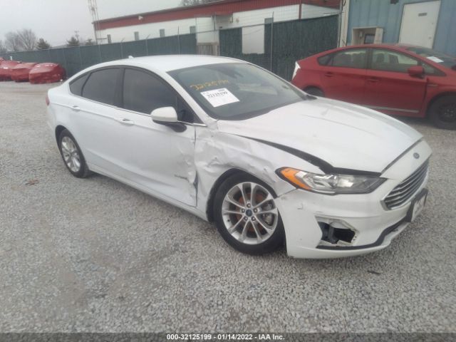 Ford Fusion hybrid (2019)