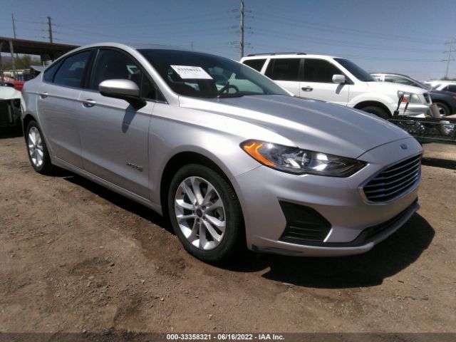 Ford Fusion hybrid (2019)