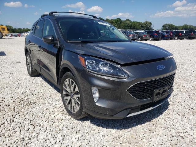 Ford Escape tit (2020)