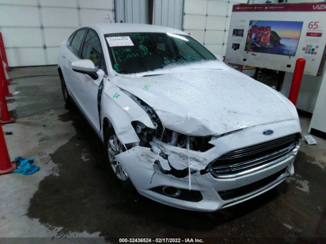 Ford Fusion (2016)