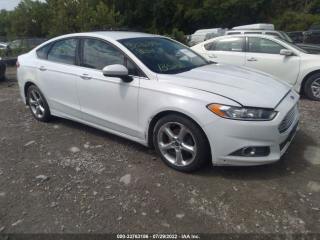 Ford Fusion (2016)