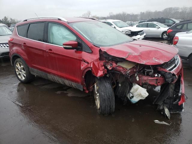 Ford Escape tit (2014)