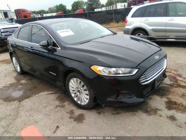 Ford Fusion (2016)