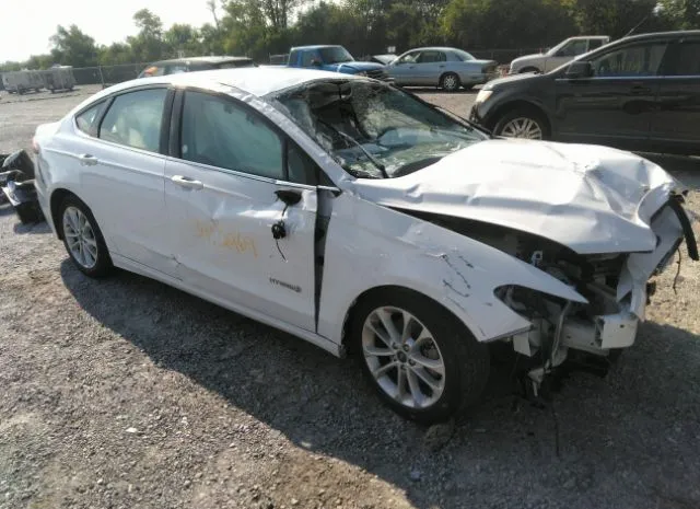 Ford Fusion hybrid (2019)