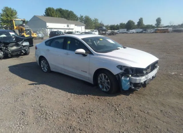 Ford Fusion hybrid (2019)