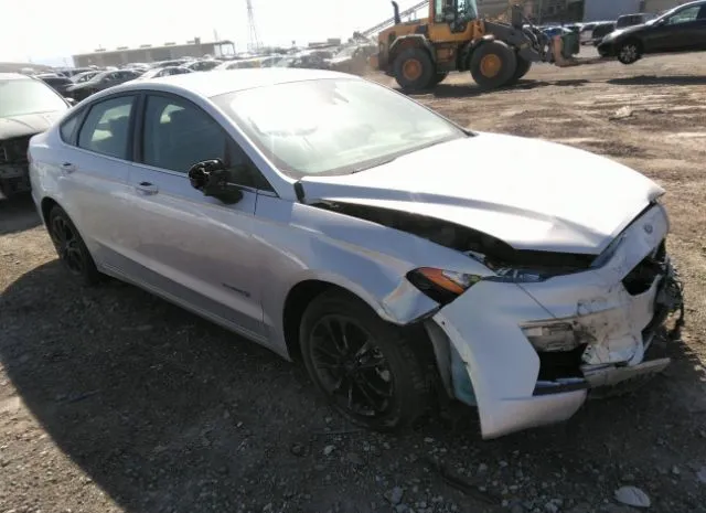 Ford Fusion hybrid (2019)