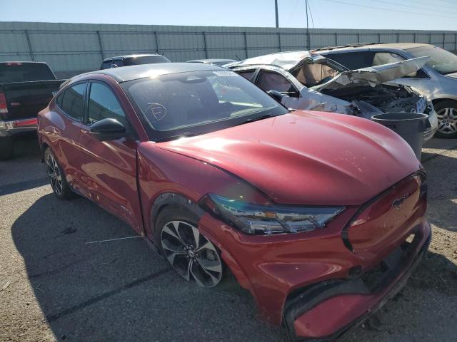 Ford Mustang ma (2021)