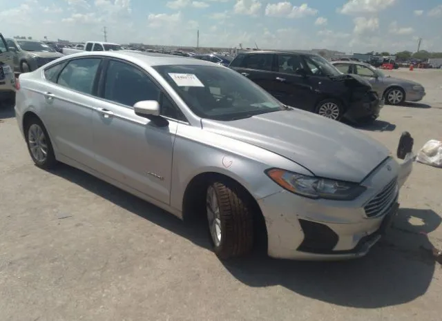 Ford Fusion hybrid (2019)
