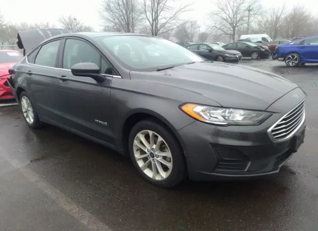 Ford Fusion hybrid (2019)