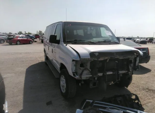 Ford Econoline wagon (2013)