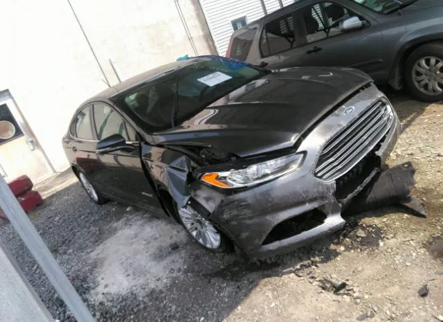 Ford Fusion (2016)