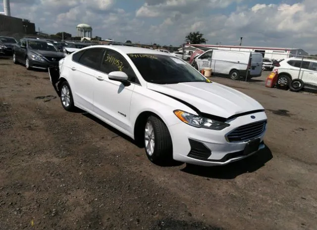 Ford Fusion hybrid (2019)