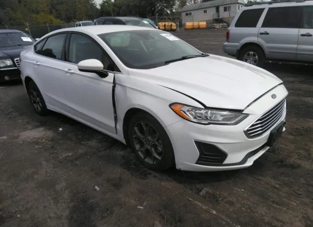 Ford Fusion hybrid (2020)