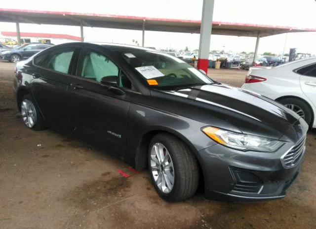 Ford Fusion hybrid (2019)