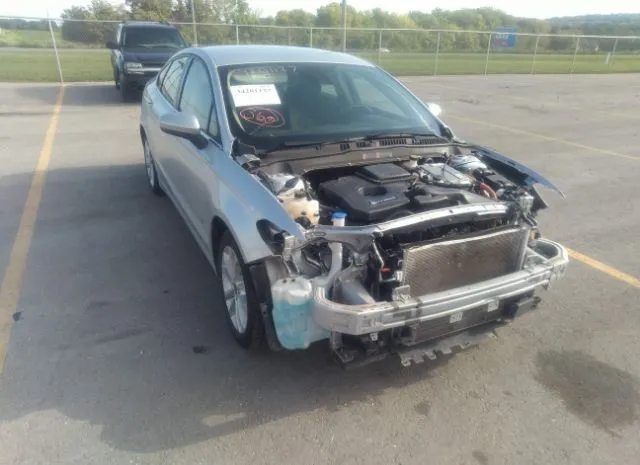 Ford Fusion hybrid (2019)