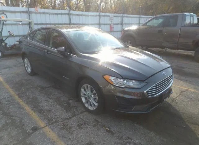 Ford Fusion hybrid (2019)