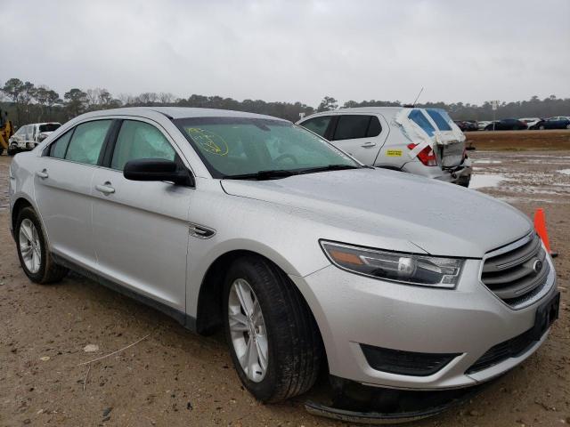 Ford Taurus se (2015)