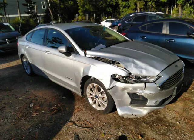 Ford Fusion hybrid (2019)